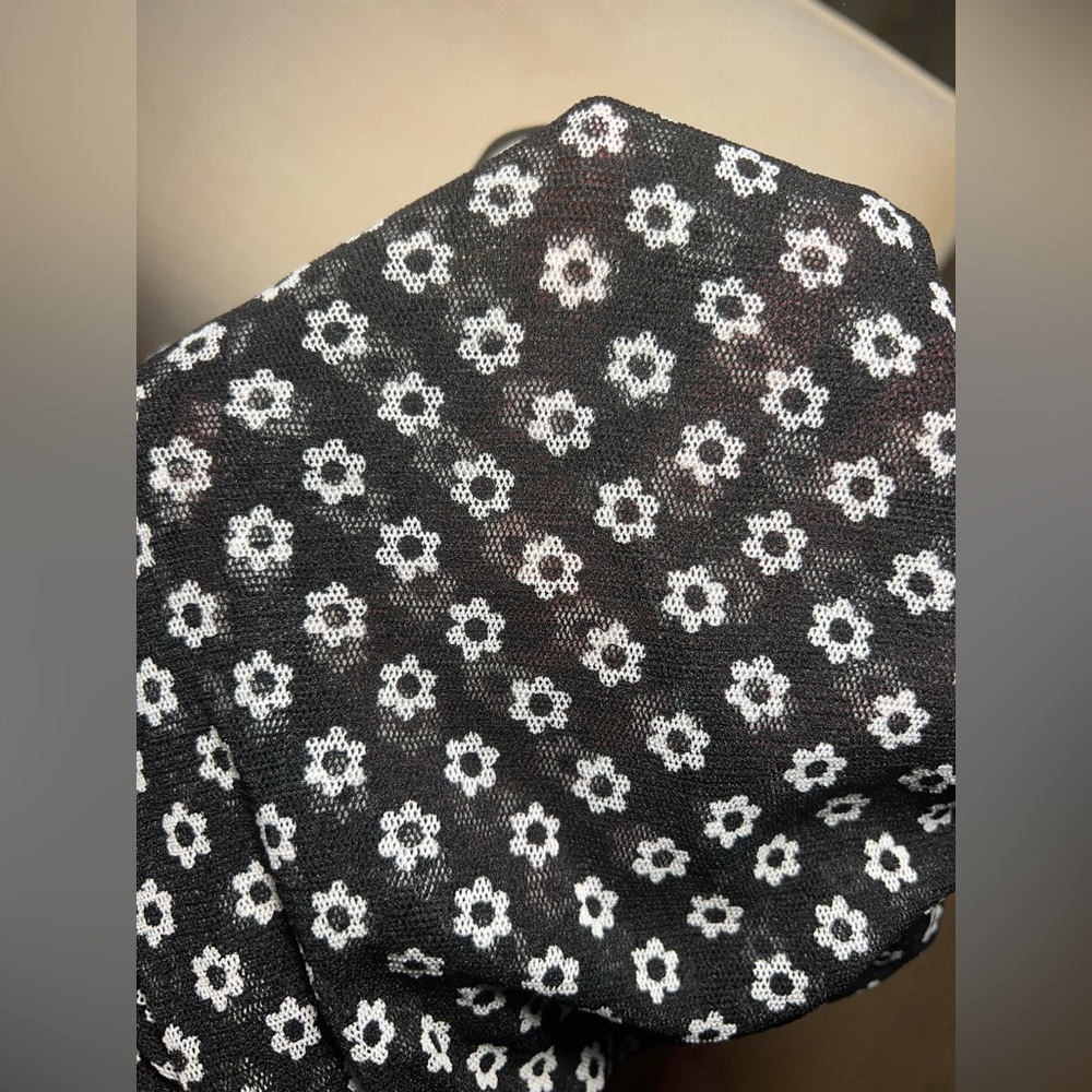 1990s Mesh Daisy Vivienne Tam Short Sleeve Top - Picture 5 of 8